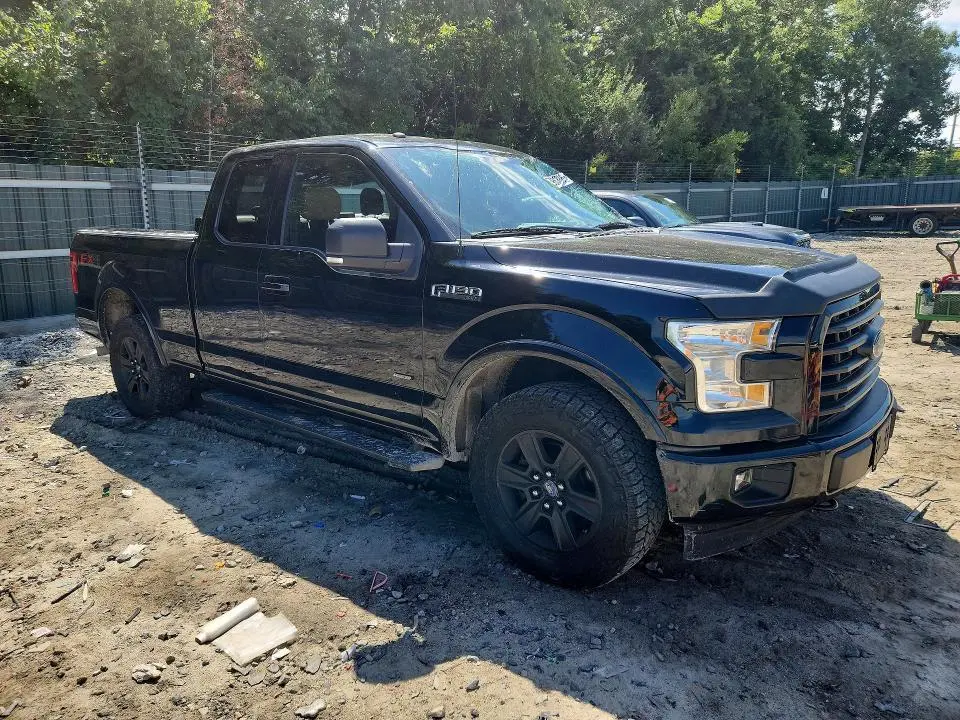 2017 FORD F150 SUPER CAB  