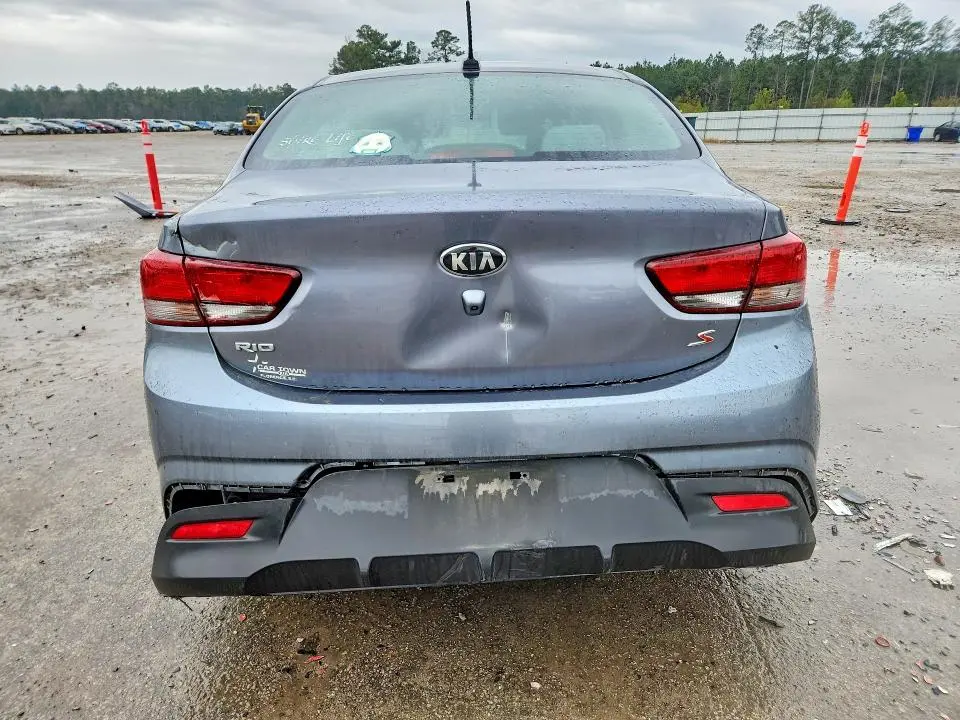 2020 KIA RIO LX  