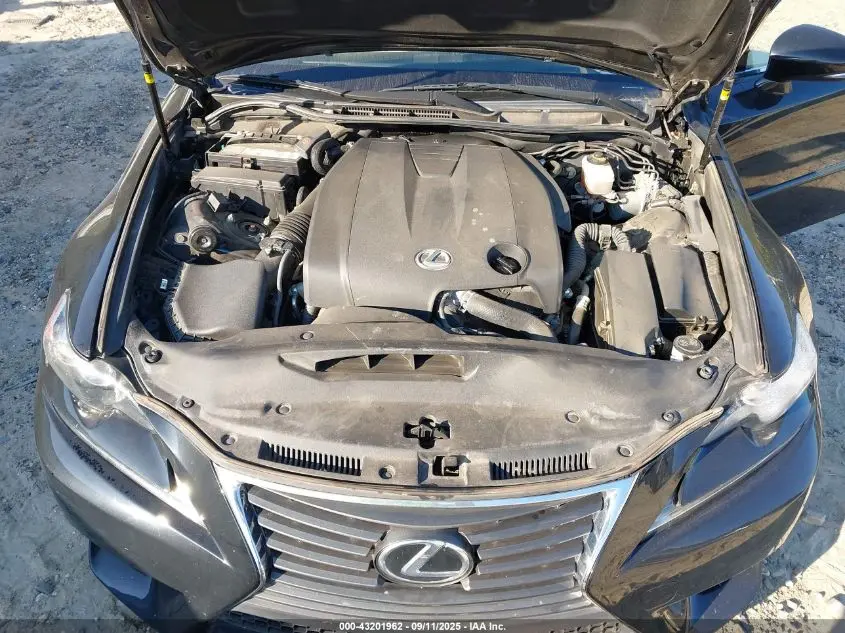 2015 LEXUS IS 250  
