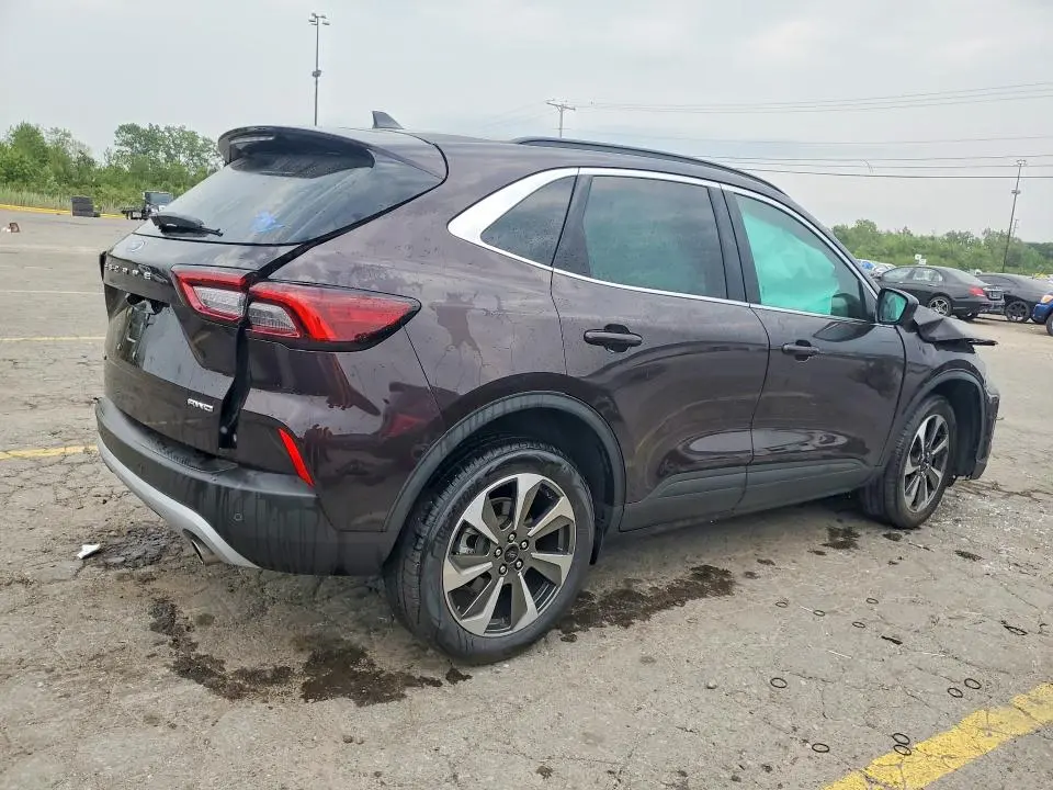 2023 FORD ESCAPE PLATINUM  
