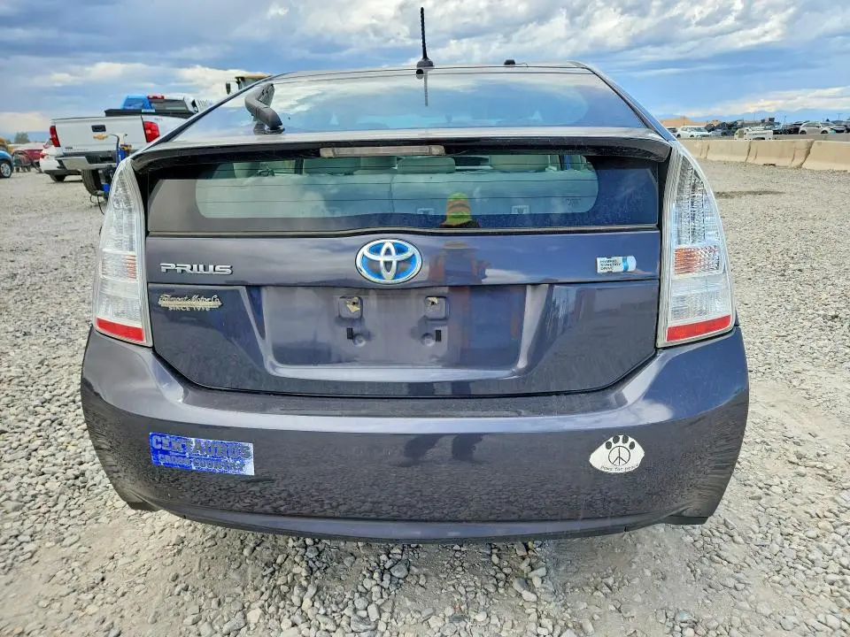 2010 TOYOTA PRIUS II  