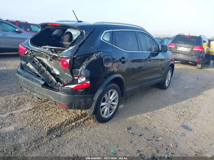 2017 NISSAN ROGUE SPORT SV