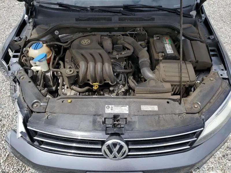 2015 VOLKSWAGEN JETTA BASE  
