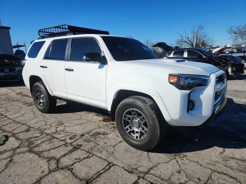 2020 TOYOTA 4RUNNER SR5/SR5 PREMIUM  
