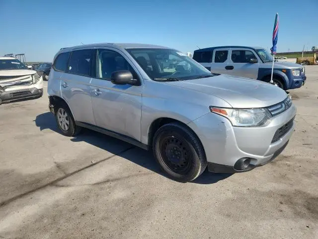 2014 MITSUBISHI OUTLANDER ES  