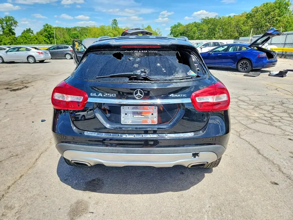 2017 MERCEDES-BENZ GLA 250 4MATIC  