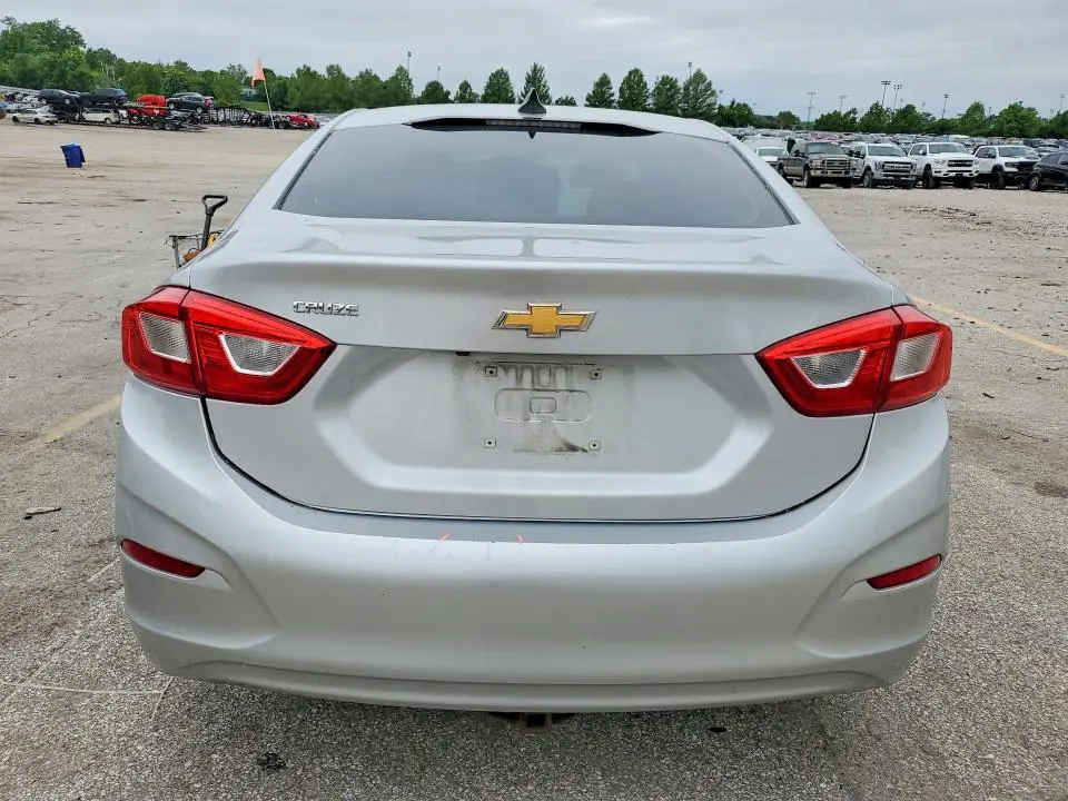 2016 CHEVROLET CRUZE LS  