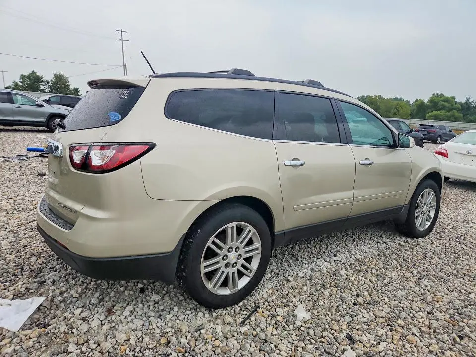 2015 CHEVROLET TRAVERSE LT  