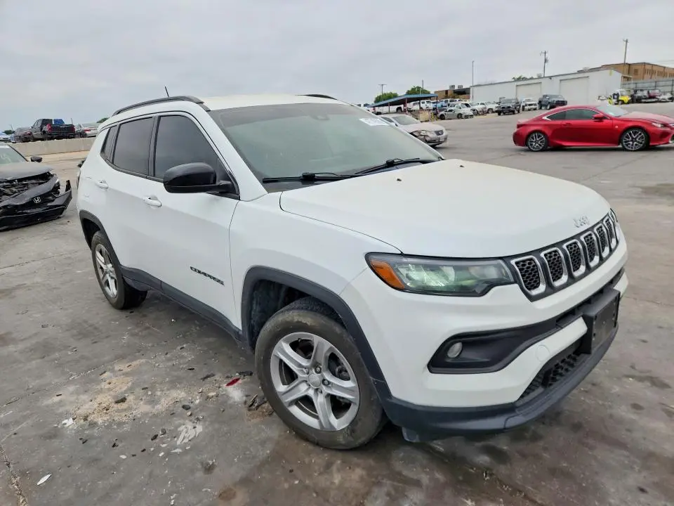 2023 JEEP COMPASS LATITUDE  