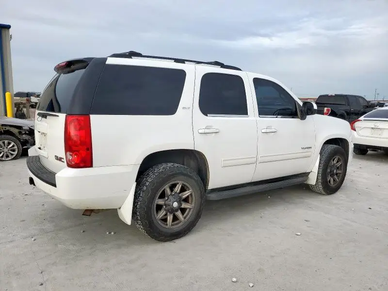 2010 GMC YUKON SLT  