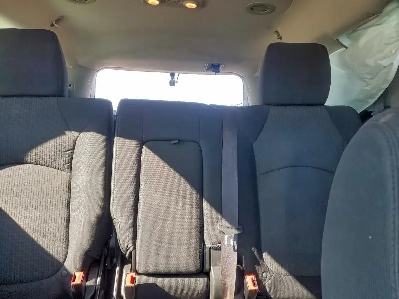 2011 CHEVROLET TRAVERSE LT  