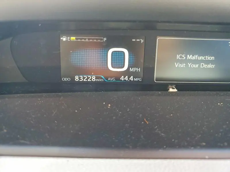 2016 TOYOTA PRIUS FOUR TOURING  