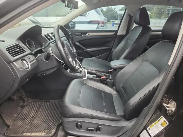 2015 VOLKSWAGEN PASSAT SE