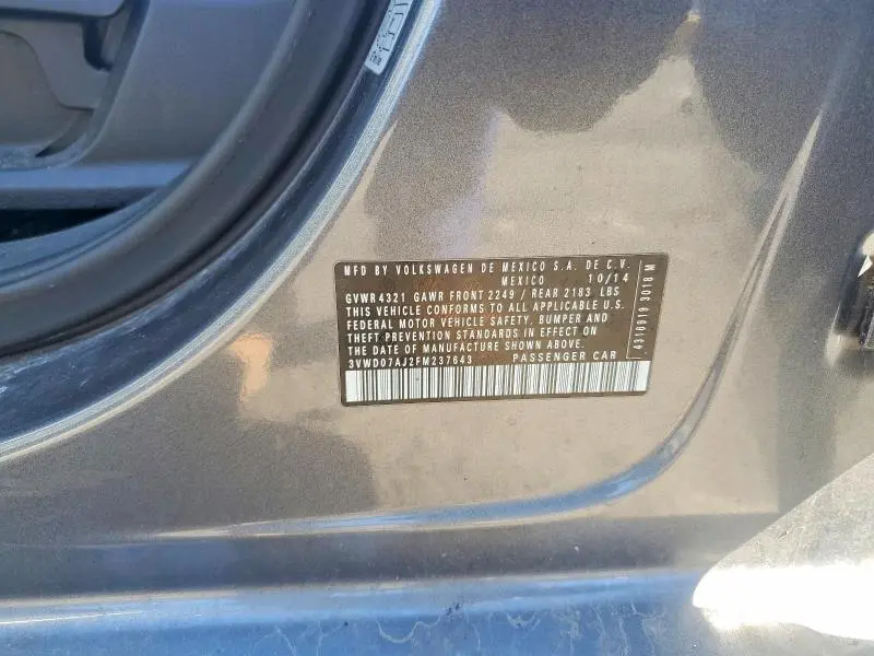 2015 VOLKSWAGEN JETTA SE  