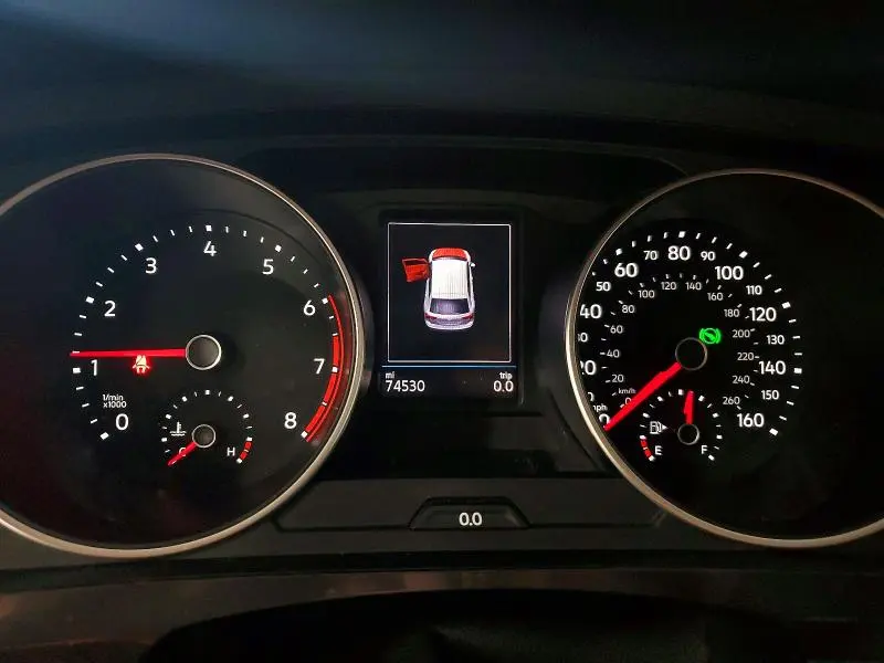 2020 VOLKSWAGEN TIGUAN SE  