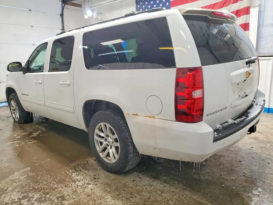 2011 CHEVROLET SUBURBAN K1500 LT  