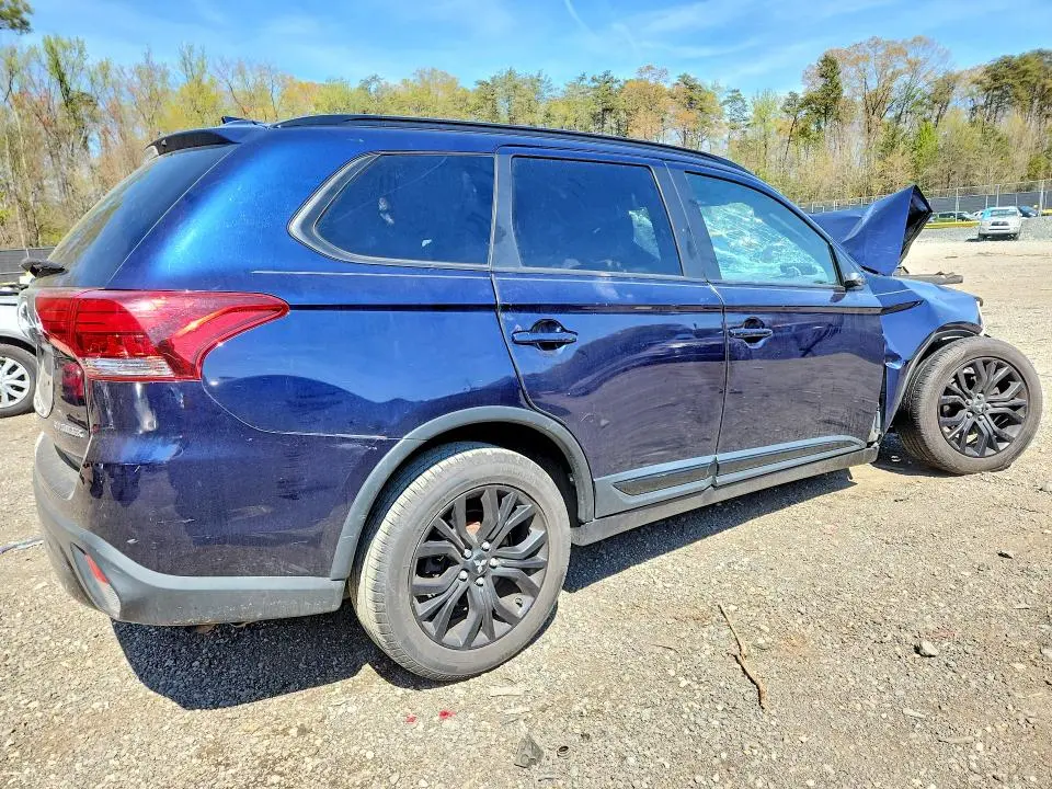 2019 MITSUBISHI OUTLANDER SE  