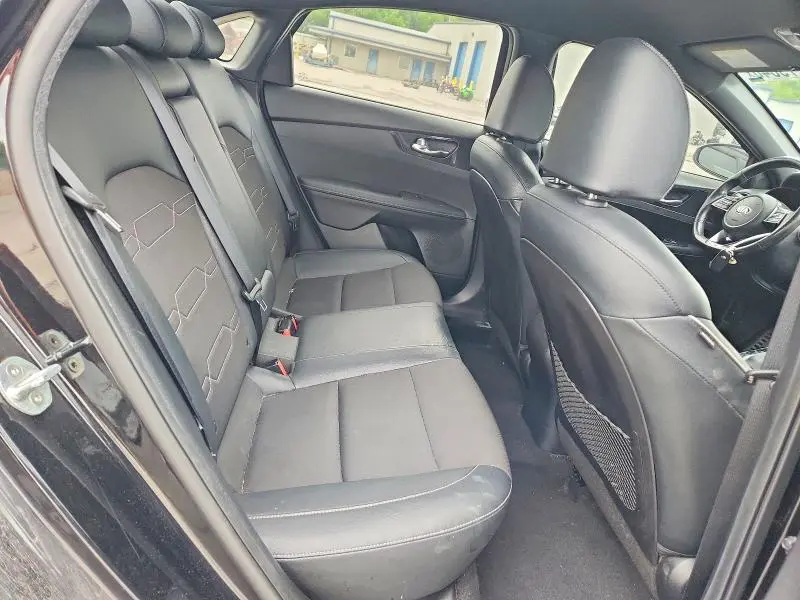 2021 KIA FORTE GT LINE  