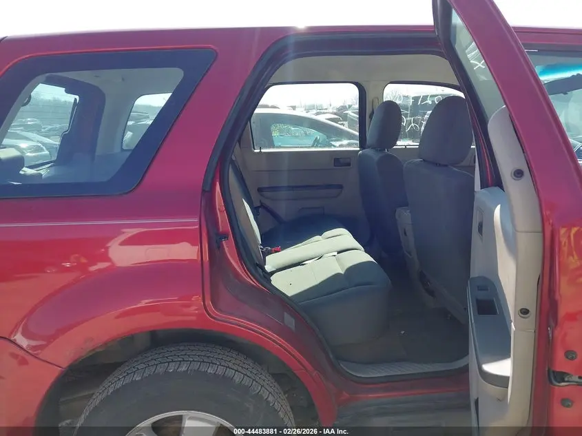 2012 FORD ESCAPE XLS