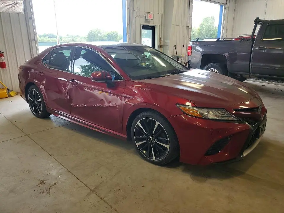 2018 TOYOTA CAMRY XSE  
