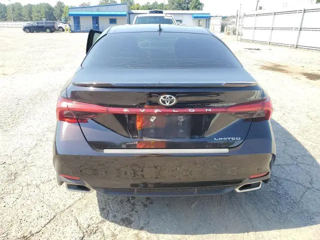 2022 TOYOTA AVALON LIMITED  