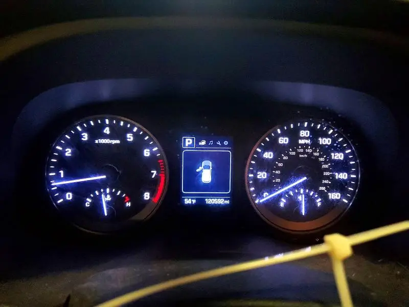2017 HYUNDAI TUCSON SE  