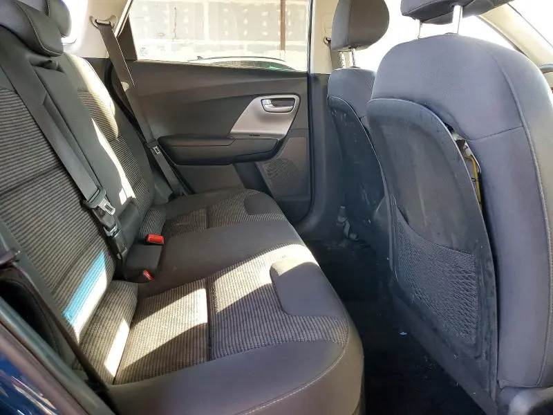 2019 KIA NIRO LX  