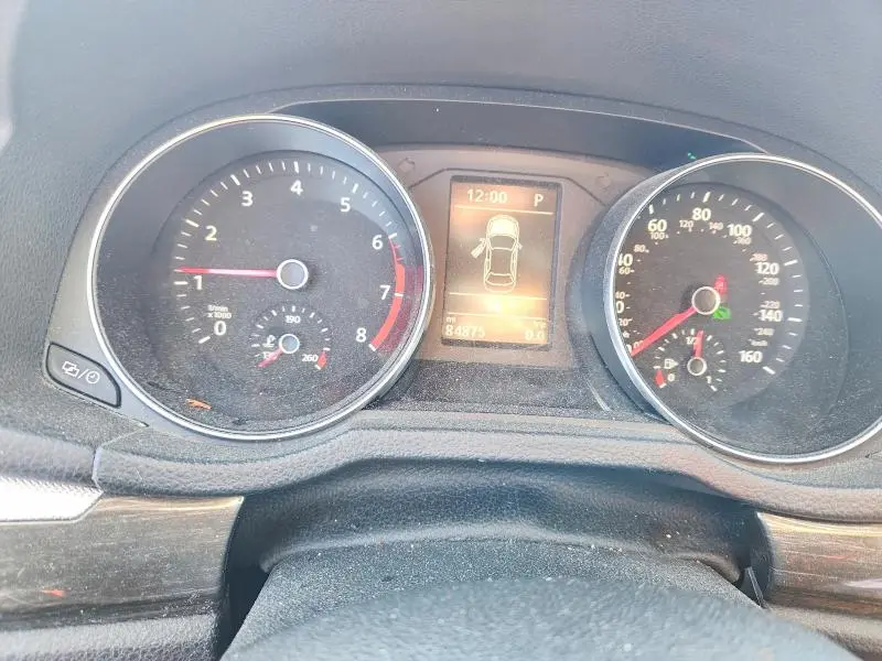 2016 VOLKSWAGEN PASSAT SE  