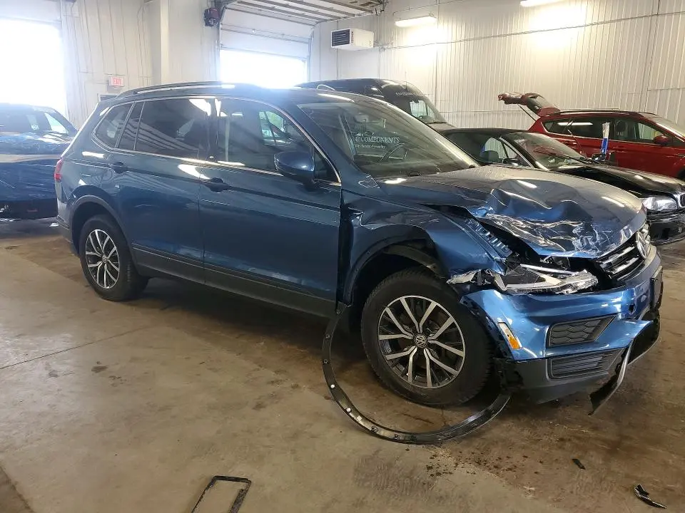 2019 VOLKSWAGEN TIGUAN SE  