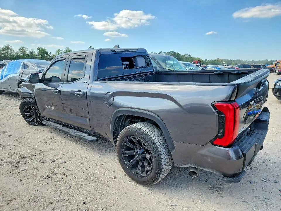 2024 TOYOTA TUNDRA DOUBLE CAB SR  