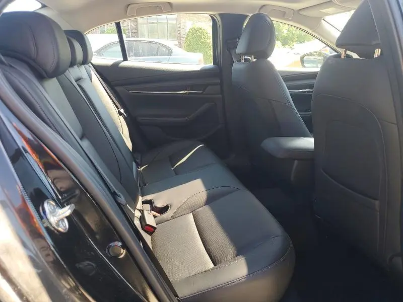 2019 MAZDA 3 PREMIUM  