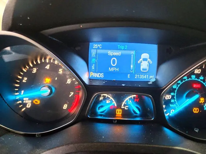 2015 FORD ESCAPE SE  