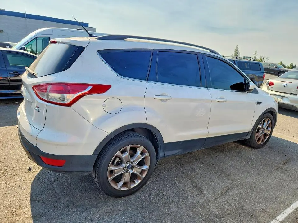 2014 FORD ESCAPE SE  