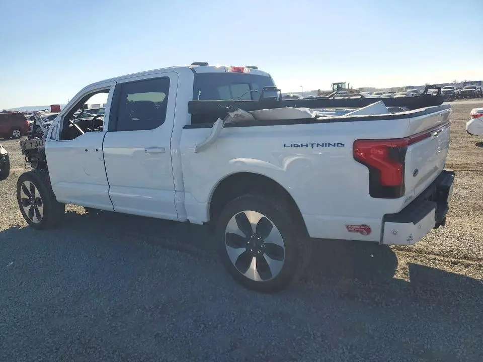 2023 FORD F150 LIGHTNING PRO  
