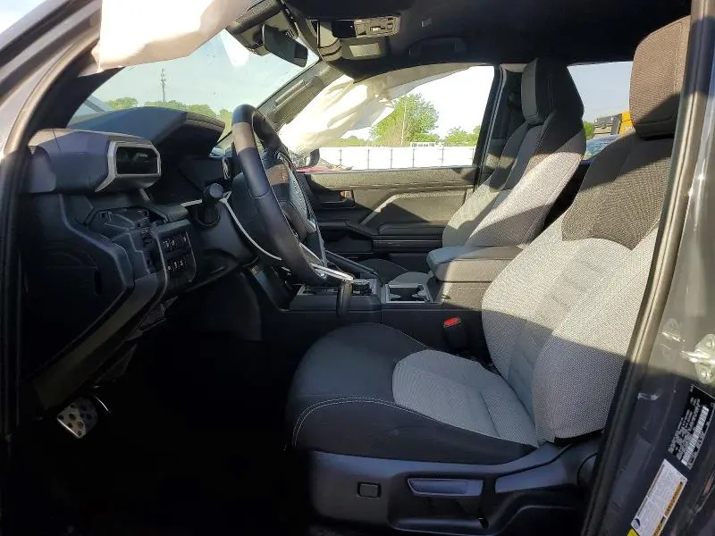 2025 TOYOTA 4RUNNER TRD SPORT  