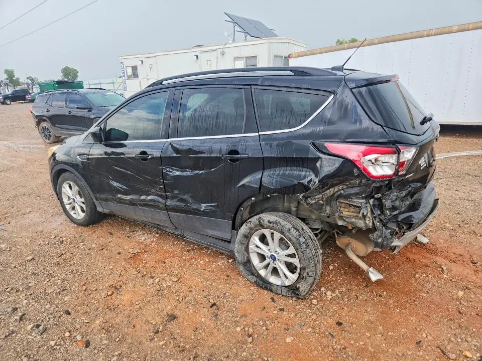 2018 FORD ESCAPE SE  