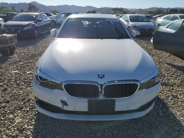 2019 BMW 530E