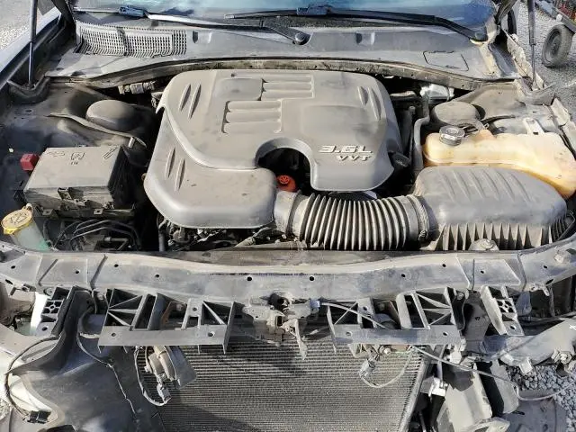 2016 DODGE CHARGER SE  