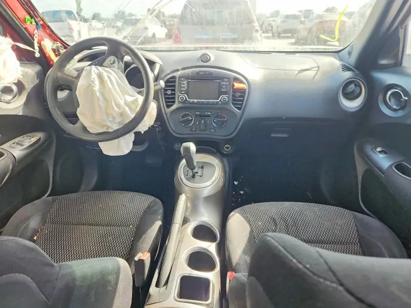 2015 NISSAN JUKE S  