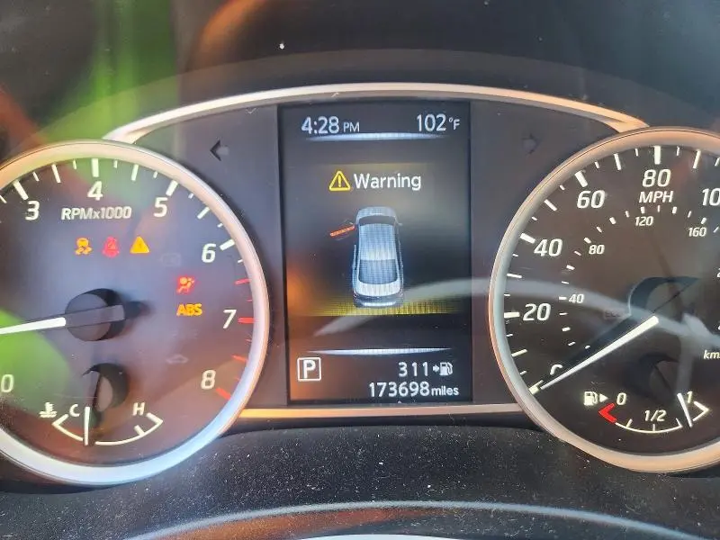 2017 NISSAN SENTRA SV  