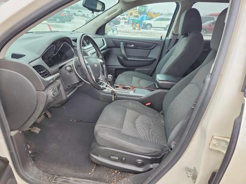 2014 CHEVROLET TRAVERSE LT  