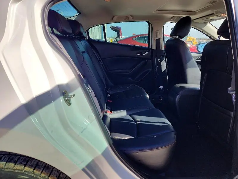2016 MAZDA 3 GRAND TOURING  