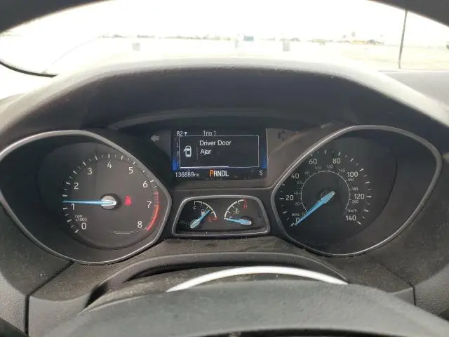 2016 FORD FOCUS SE  