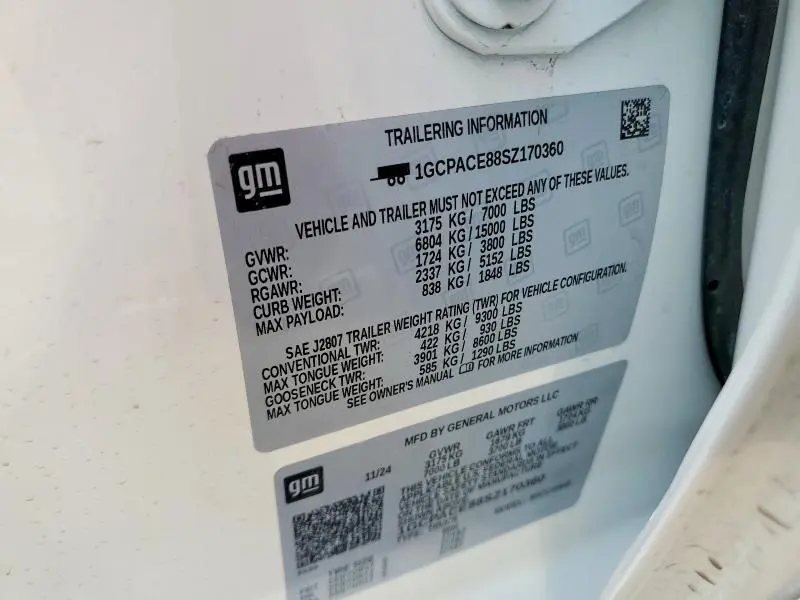 2025 CHEVROLET SILVERADO C1500 LT  