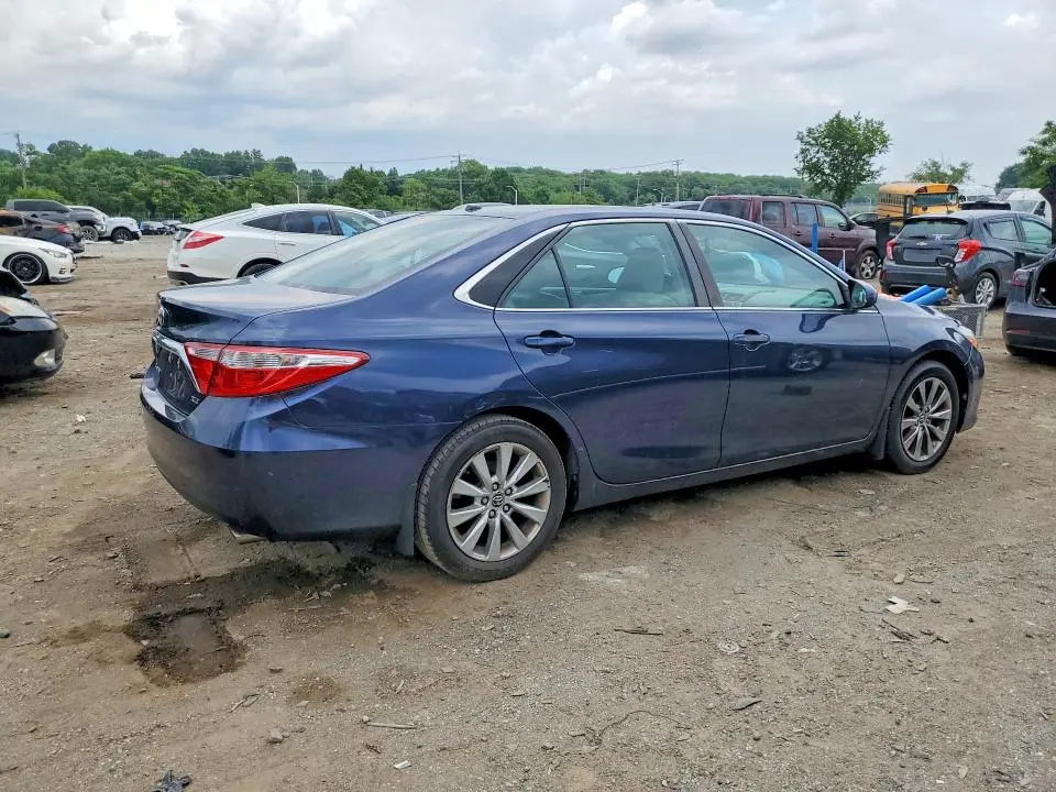 2016 TOYOTA CAMRY XLE V6  