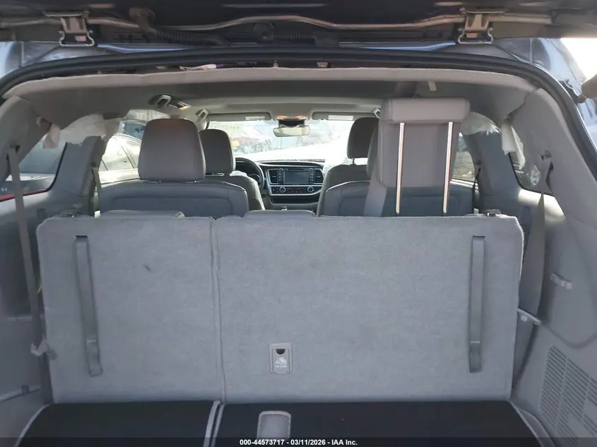 2017 TOYOTA HIGHLANDER XLE