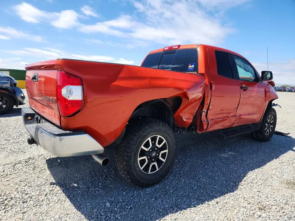 2017 TOYOTA TUNDRA SR5  