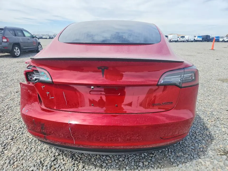 2018 TESLA MODEL 3   