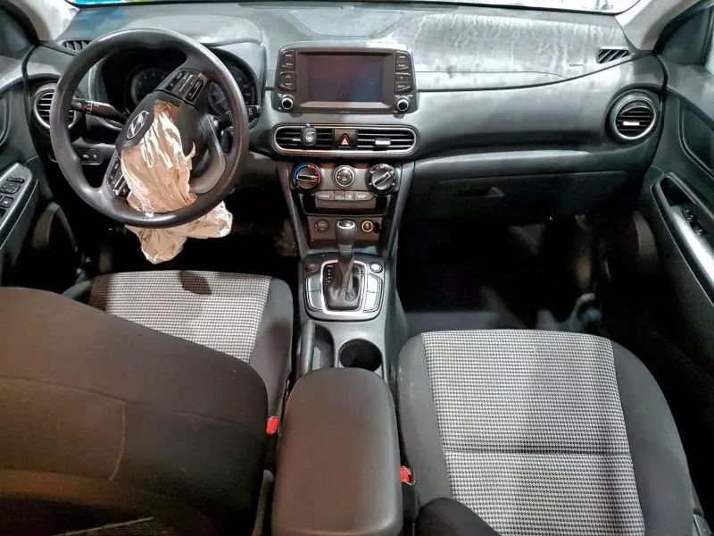 2020 HYUNDAI KONA SE  