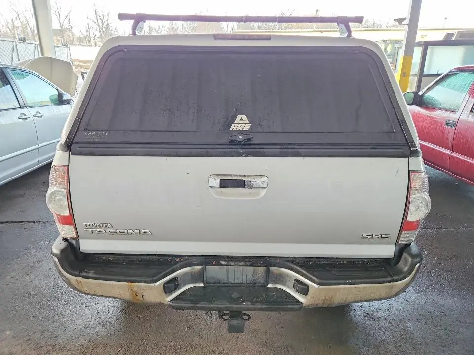 2011 TOYOTA TACOMA BASE  